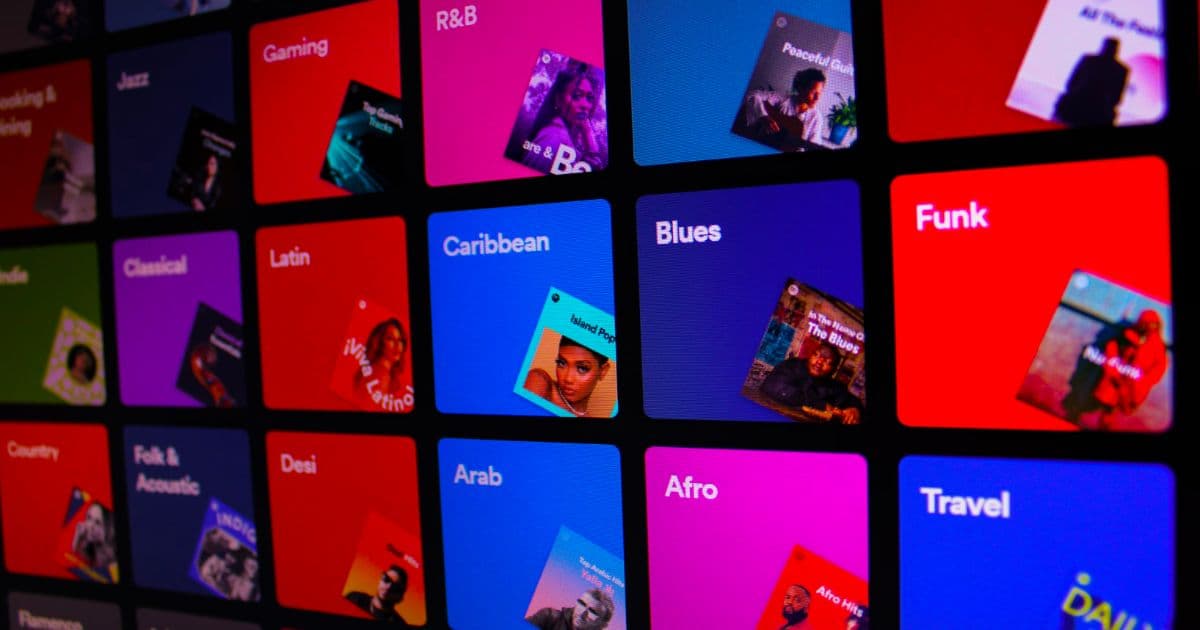 ここ最近、作業中に聞いている音楽を紹介します